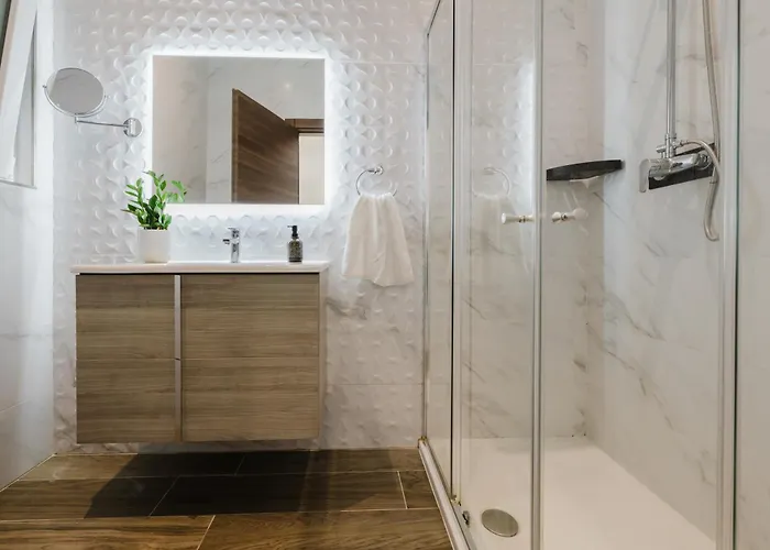 Fl9 Thelodge-sea View W Huge Terrace By Homely Apartment